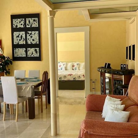 Madrid City Modern Apartment In Villa, Free Wifi อาร์โรโยโมลีโนส ภายนอก รูปภาพ