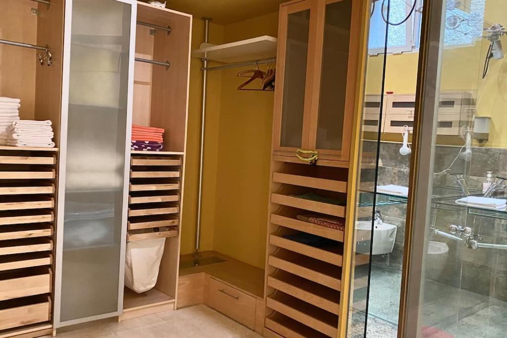 Madrid City Modern Apartment In Villa, Free Wifi อาร์โรโยโมลีโนส ภายนอก รูปภาพ
