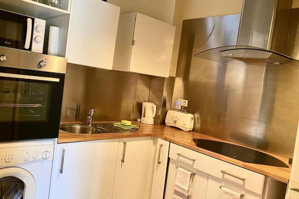 Madrid City Modern Apartment In Villa, Free Wifi อาร์โรโยโมลีโนส ภายนอก รูปภาพ