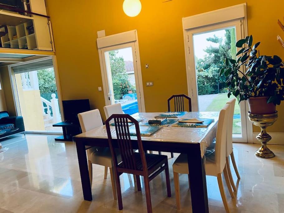 Madrid City Modern Apartment In Villa, Free Wifi อาร์โรโยโมลีโนส ภายนอก รูปภาพ