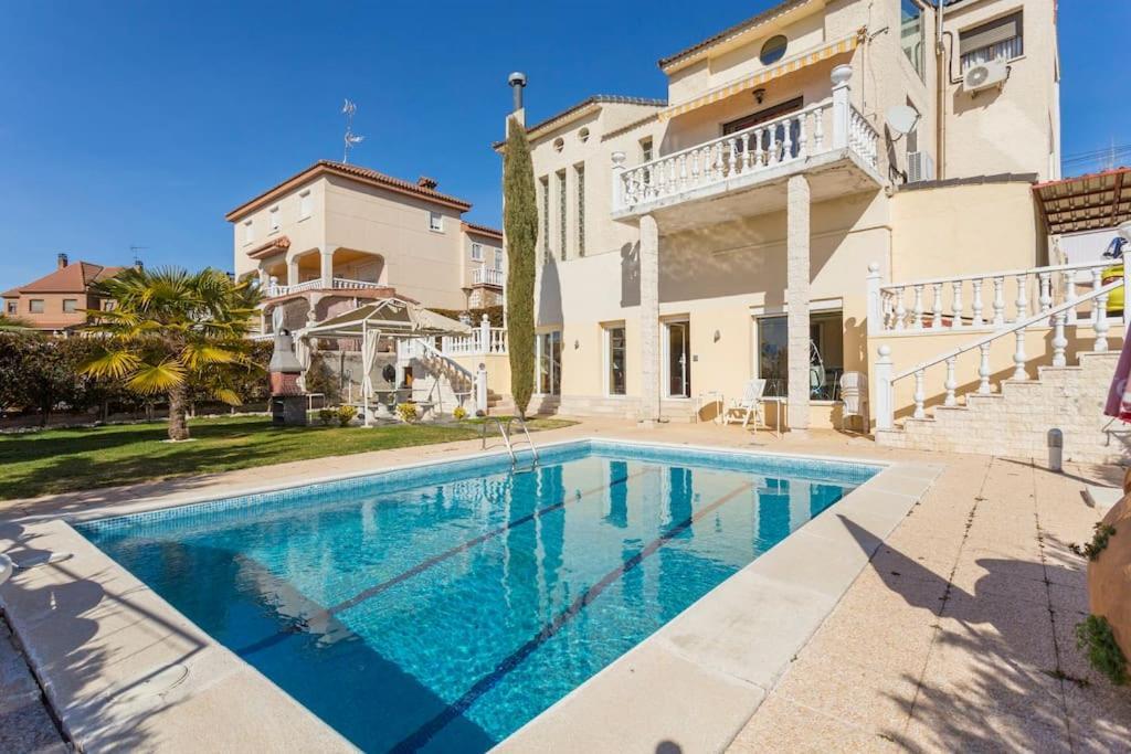 Madrid City Modern Apartment In Villa, Free Wifi อาร์โรโยโมลีโนส ภายนอก รูปภาพ